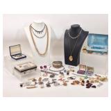 Vintage costume Jewelry: Coro, Lisner, Tura