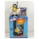 M&Ms: Talking Desk Lamp, Radio & Clock