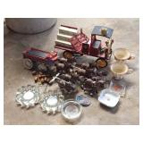 Die-Cast Horse & Trailer, Stroh Car, Azars Ashtray
