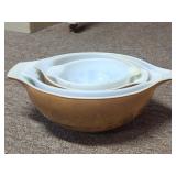 Vintage Early American Pyrex Cinderella Bowls