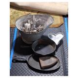 Cast Iron Skillet, Wagner Ware, Coal Bucket