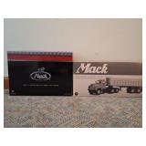 Die-Cast: 1960 Mack Dump Trailer, Mack Tractor