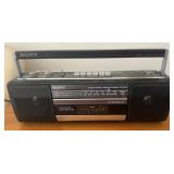 SONY RADIO-CHECK OUT THE PIC