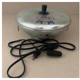 ELECTRIC SKILLET-CHECK OUT THE PIC OF THE ORIENTAL