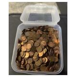 (PLASTIC CONTAINER)LINCOLN CENTS ***UNSEARCHED***
