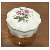 LEFTON RING HOLDER/CONTAINER