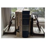 BOOKENDS W/BOOKS-MUSIC DESIGN