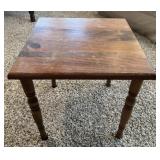 SMALL ACCENT TABLE-APPROX. 15"x15"x18" TALL