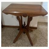 VINTAGE ORNATE PARLOR TABLE