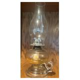 VINTAGE KEROSENE/OIL LAMP W/FINGER HANDLE
