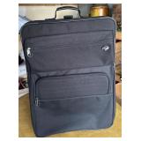 LUGGAGE-AMERCIAN TOURISTER