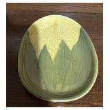 SHAWNEE STONEWARE-LARGE SERVING DISH SHAWNEE STONEWARE-LARGE SERVING DISH