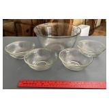 GLASS SERVING BOWL W/(4)INDIVIDUAL DISHES GLASS SERVING BOWL W/(4)INDIVIDUAL DISHES