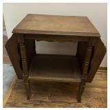 END TABLE/PHONE STAND W/MAGAZINE SIDE STORAGE END TABLE/PHONE STAND W/MAGAZINE SIDE STORAGE