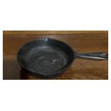 #3 CAST ITON SKILLET #3 CAST ITON SKILLET