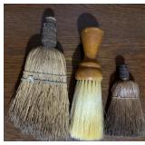 VINTAGE BARBER BRUSHES-ASSORTED VINTAGE BARBER BRUSHES-ASSORTED