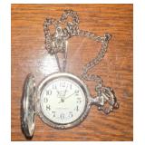 GENTLEMEN�S POCKET WATCH W/CHAIN-DEER DESIGN GENTLEMEN�S POCKET WATCH W/CHAIN-DEER DESIGN
