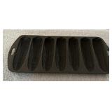 CAST IRON CORN STICK PAN CAST IRON CORN STICK PAN