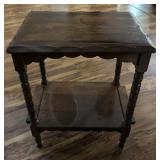 ACCENT/END TABLE-APPROX. 22"x15" ACCENT/END TABLE-APPROX. 22"x15"