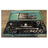 SOCKETS & MORE W/METAL CASE-NOT COMPLETE