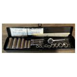 3/8ï¿½ DRIVE SOCKET SET W/METAL CARRY CASE-NOT
