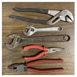 PLIERS & ADJUSTABLE WRENCHES-CHECK OUT THE PIC