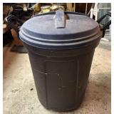 PLASTIC TRASH CAN W/LID-"RUBBERMAID ROUGHNECK"