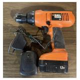 BLACK & DECKER CORDLESS DRILL W/BATTERY & CHARGER