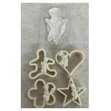 PILLSBURY COLLECTIBLE-COOKIE CUTTERS/ASSORTED