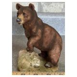 DECOR STATUE-BEAR DESIGN/CHECK OUT THE PIC