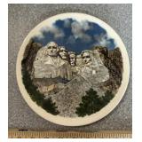 VINTAGE COLLECTOR PLATE-"MOUNT RUSHMORE"