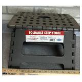 FOLDABLE STEP STOOL-SAN/CHECK OUT THE PIC