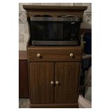 MICROWAVE W/CART/CABINET & CONTENTS OF THE DRAWER-