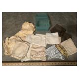 LADIES HANKIES & PLASTIC STORAGE BOX W/HINGE LID