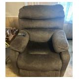 MOTORIZED LIFT CHAIR/RECLINER-WORKS GREAT...