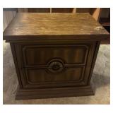 END TABLE W/DRAWERS-CHECK OUT THE PIC