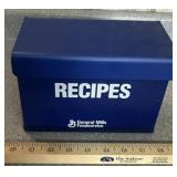 RECIPE BOX W/CONTENTS