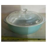PYREX CASSAROLE DISH W/LID-CHECK OUT THE PIC