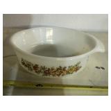 "FIRE KING"CASSAROLE DISH