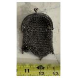 VINTAGE LADIES CHANGE PURSE-CHECK OUT THE PIC