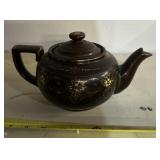 VINATGE TEA POT-CHECK IT OUT