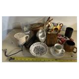 ITEMS FROM THE HOME-ASSORYED/CHECK OUT THE PIC