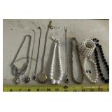 -LADIES JEWELRY ITEMS-NECKLACES & BRACELETS/