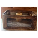 DECOR BASKET W/CANDLE