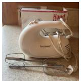 HAND MIXER-CHECK OUT THE PIC'S