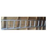 ALUMINUM LADDER SECTION-CHECK OUT THE PIC'S