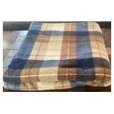 'LARGE' FLEECE THROW/BLANKET-KING/QUEEN SIZE