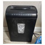 PAPER SHREDDER