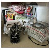 IYTEMS FROM THE KITCHEN-COOKBOOKS & MORE/ASSORTED