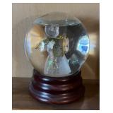 WATER GLOBE-ANGEL DESIGN